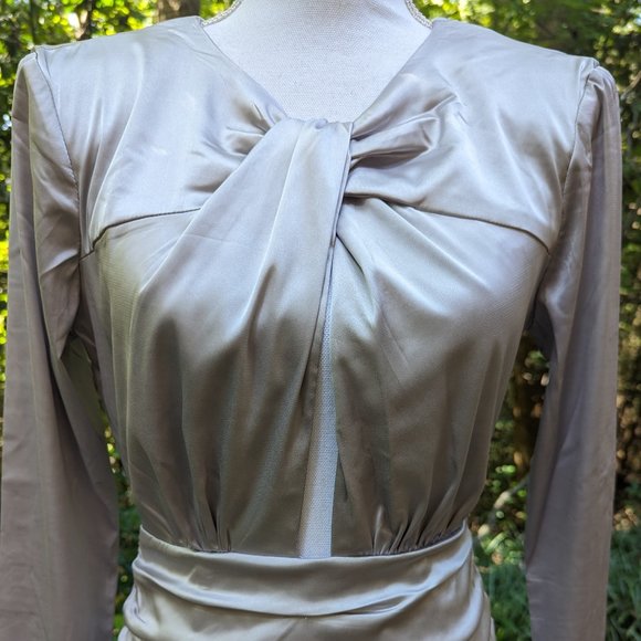 ASTR the LABEL Petrova Cut Out Dress in Silver Size Small New - Picture 6 of 14